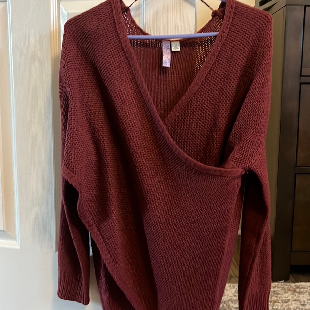 Criss Cross long Sweater
